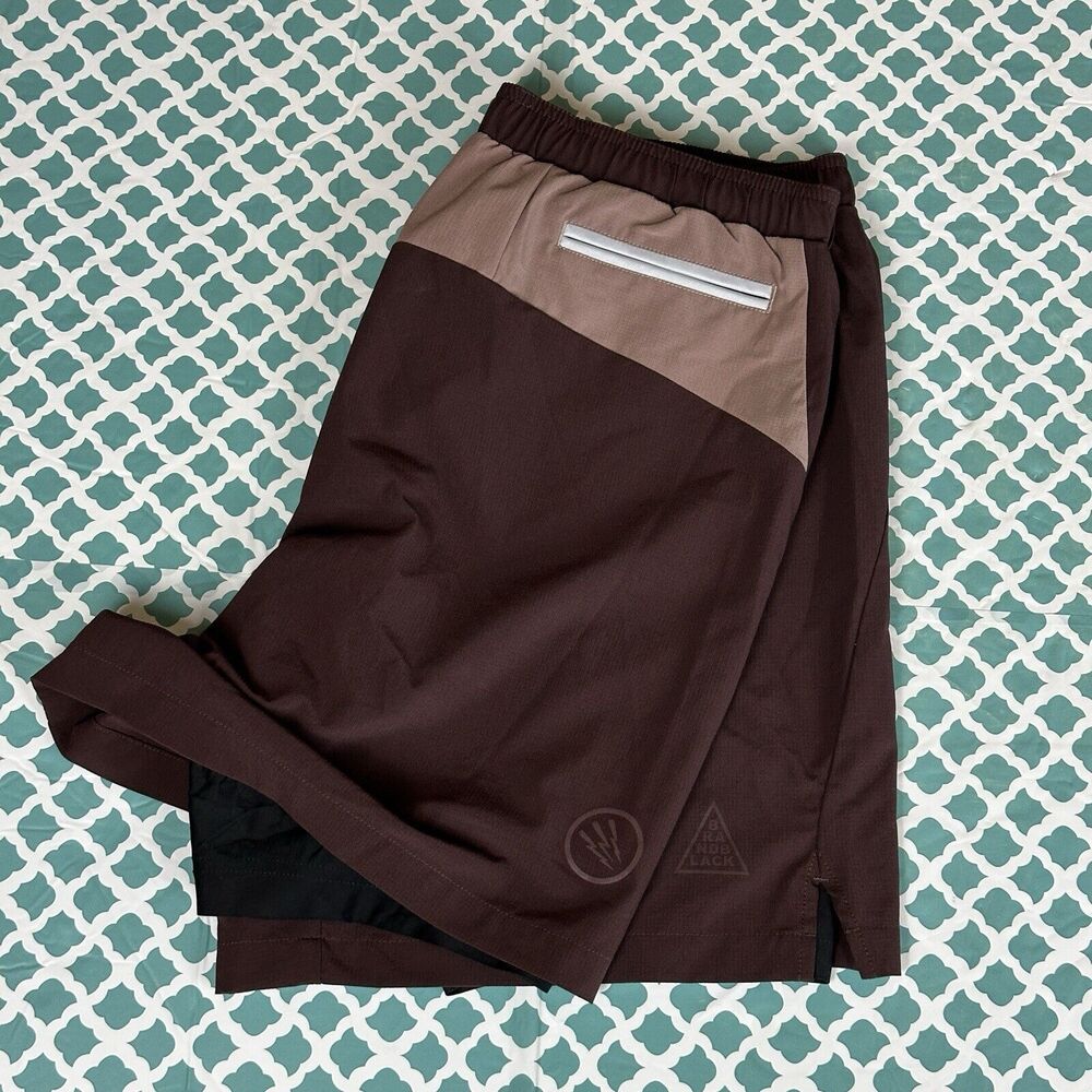 BrandBlack Athletic Shorts Men's Size Large Maroon‎ Burgundy Running Gym
